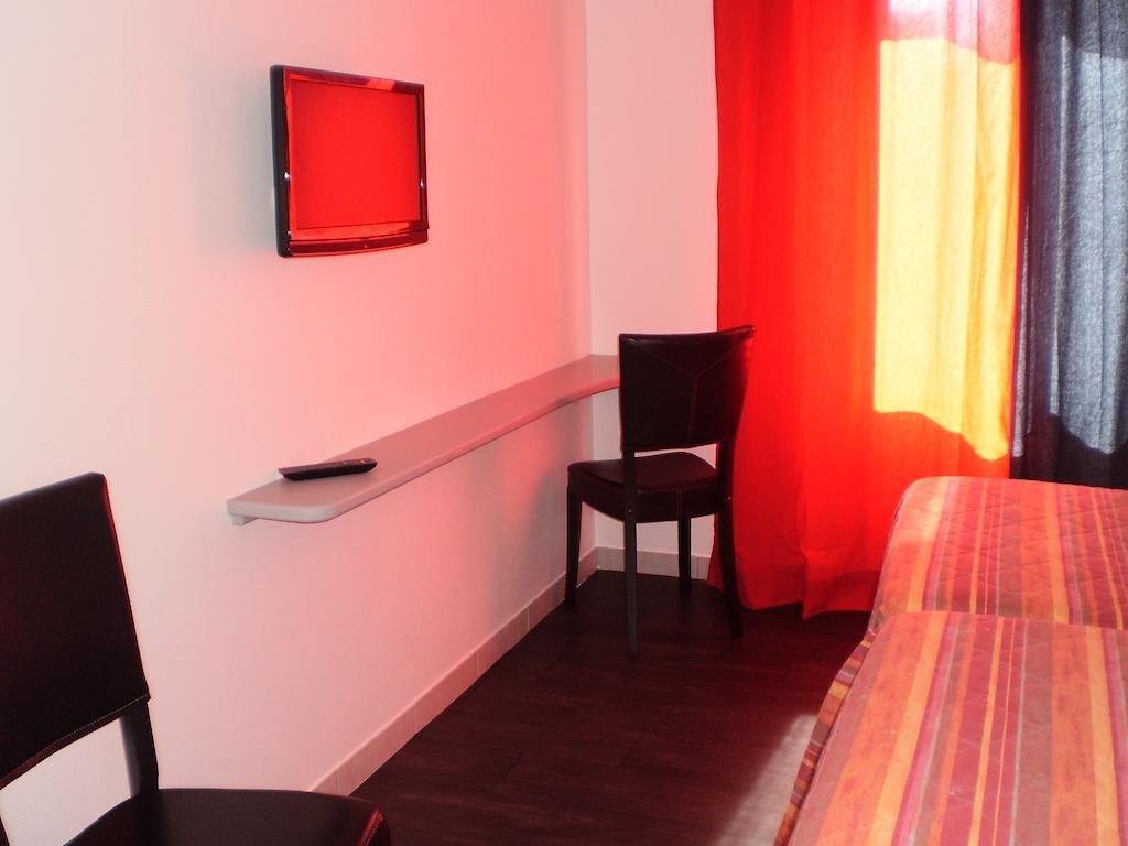 Hotel L Ander Saint-Flour Szoba fotó