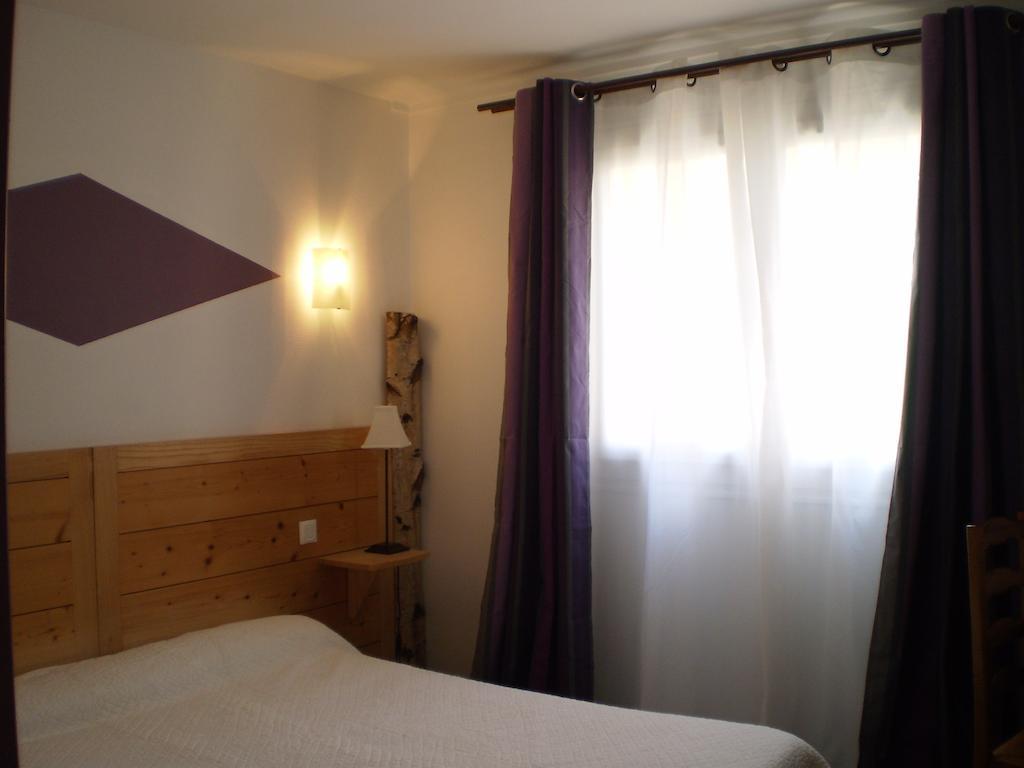 Hotel L Ander Saint-Flour Szoba fotó