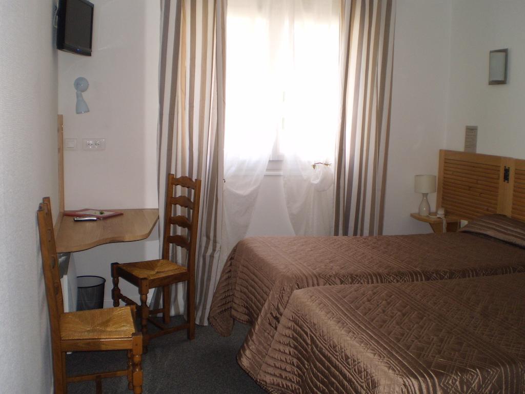 Hotel L Ander Saint-Flour Szoba fotó